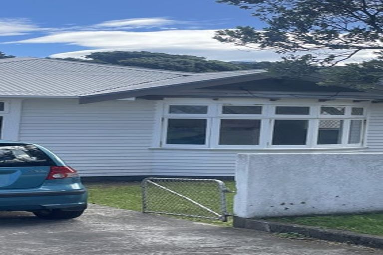 Photo of property in 354 The Parade, Island Bay, Wellington, 6023