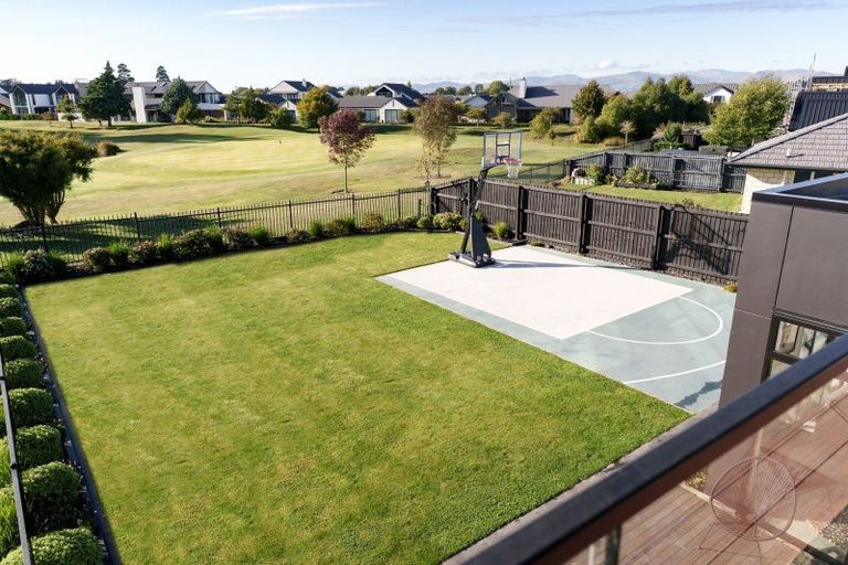 Photo of property in 13 Karere Avenue, Marshland, Christchurch, 8083