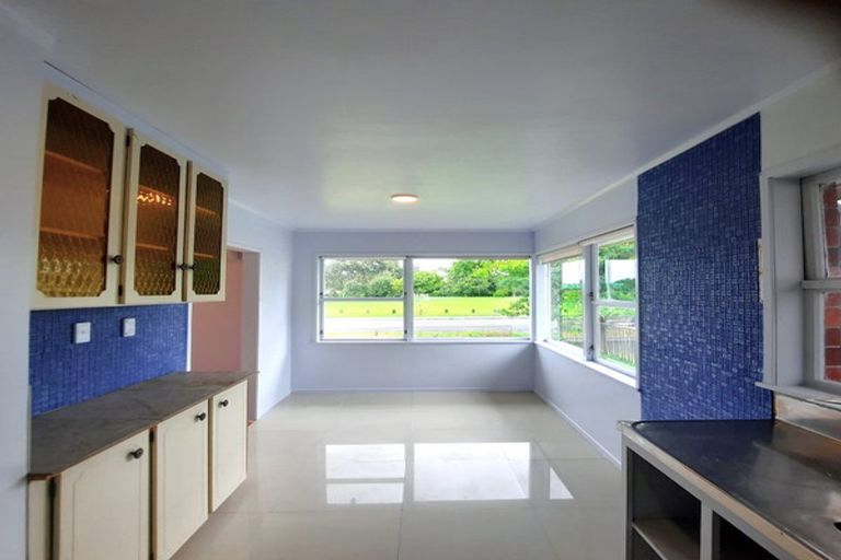 Photo of property in 33 Sunnypark Avenue, Rosehill, Papakura, 2113