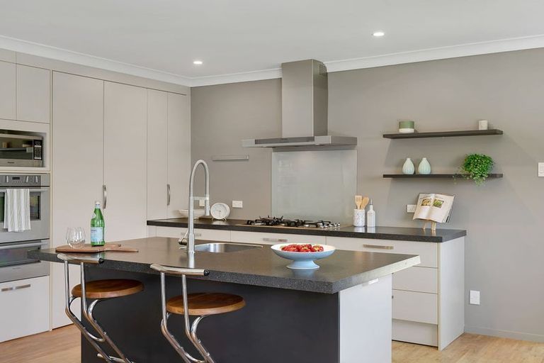 Photo of property in 9 Richard Street, Titahi Bay, Porirua, 5022