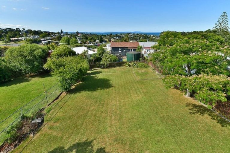 Photo of property in 5 Norfolk Road, Stanmore Bay, Whangaparaoa, 0932