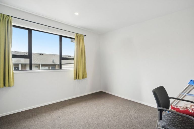 Photo of property in 7 Phillip Street, Johnsonville, Wellington, 6037