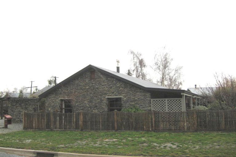 Photo of property in 37 Fache Street, Clyde, 9330