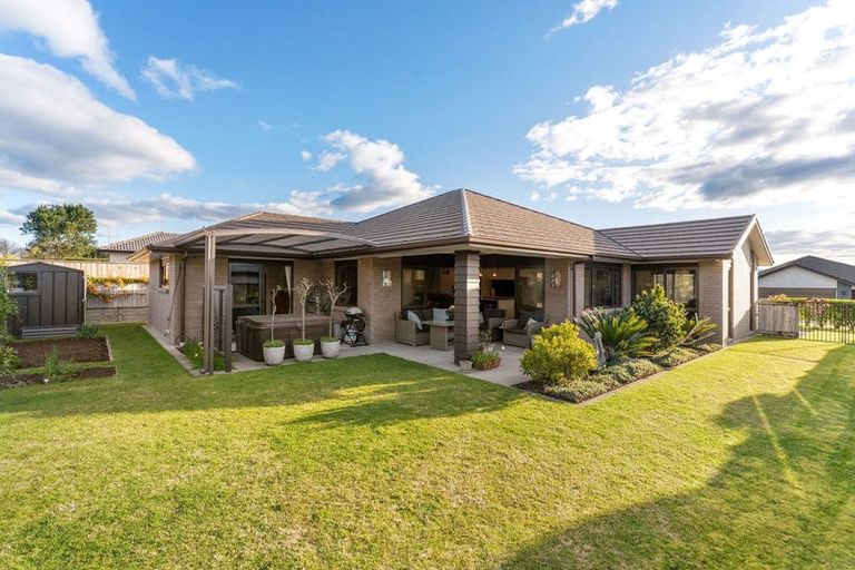Photo of property in 55 Benmore Crescent, Pyes Pa, Tauranga, 3112