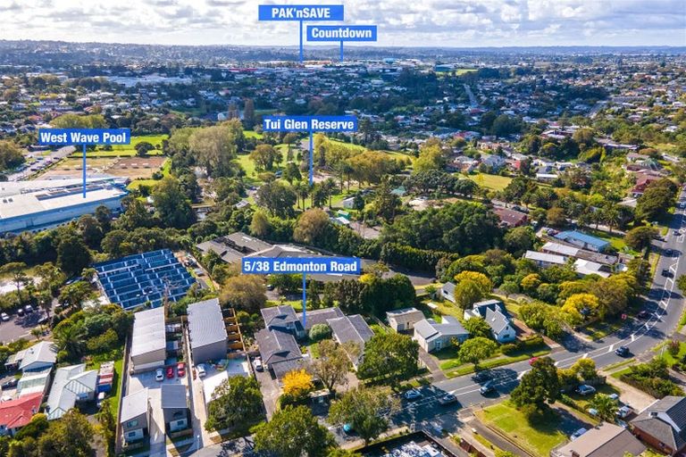 Photo of property in 5/38 Edmonton Road, Henderson, Auckland, 0612