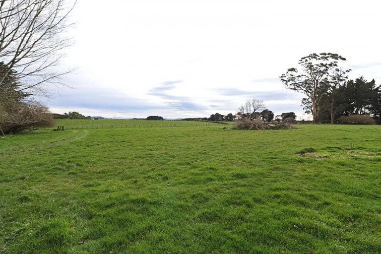 Photo of property in 183 Roslyn Road, Roslyn Bush, Invercargill, 9876