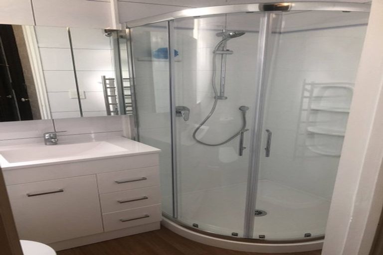 Photo of property in 141a Churton Drive, Churton Park, Wellington, 6037