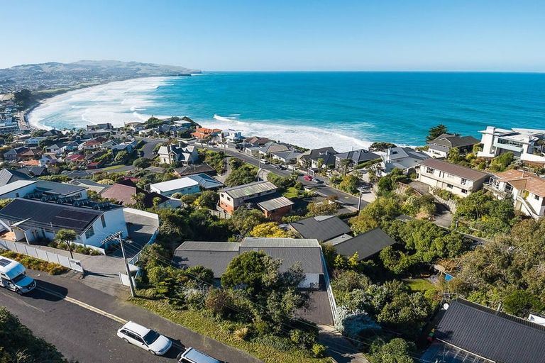 Photo of property in 60 Cliffs Road, Saint Clair, Dunedin, 9012