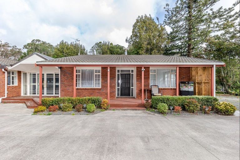Photo of property in 84 The Avenue, Levin, 5510