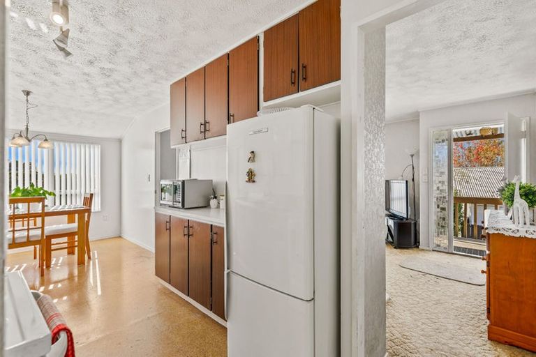 Photo of property in 26 Beauchamp Drive, Massey, Auckland, 0614