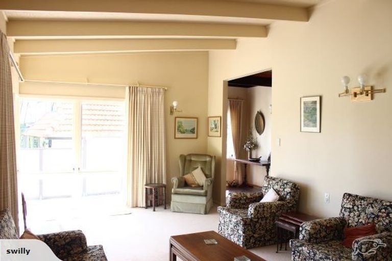 Photo of property in 25 Saint Andrews Terrace, St Andrews, Hamilton, 3200