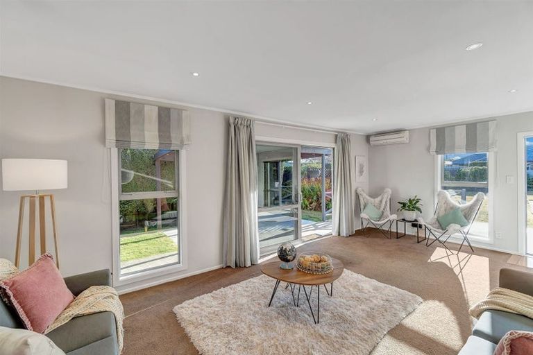 Photo of property in 16 Mahoe Street, Templeton, Christchurch, 8042