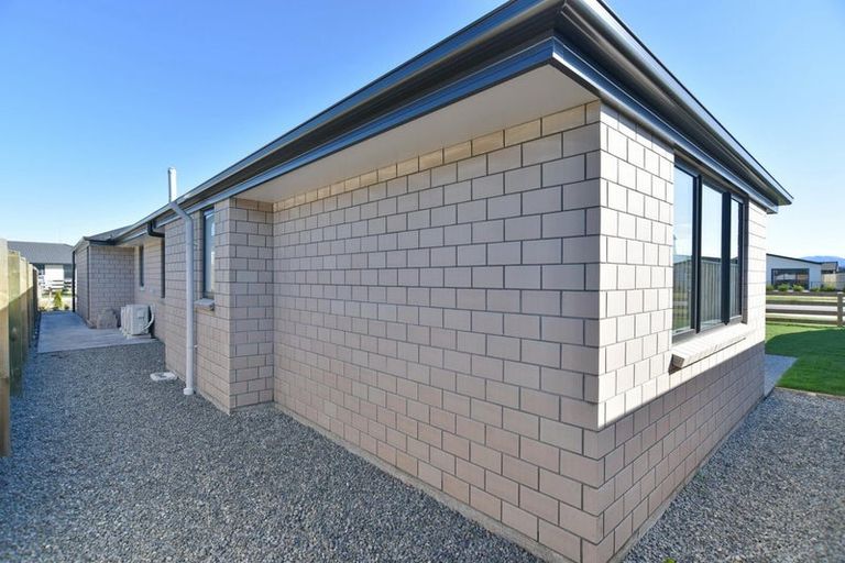 Photo of property in 1 Grimwood Street, Woodend, 7610