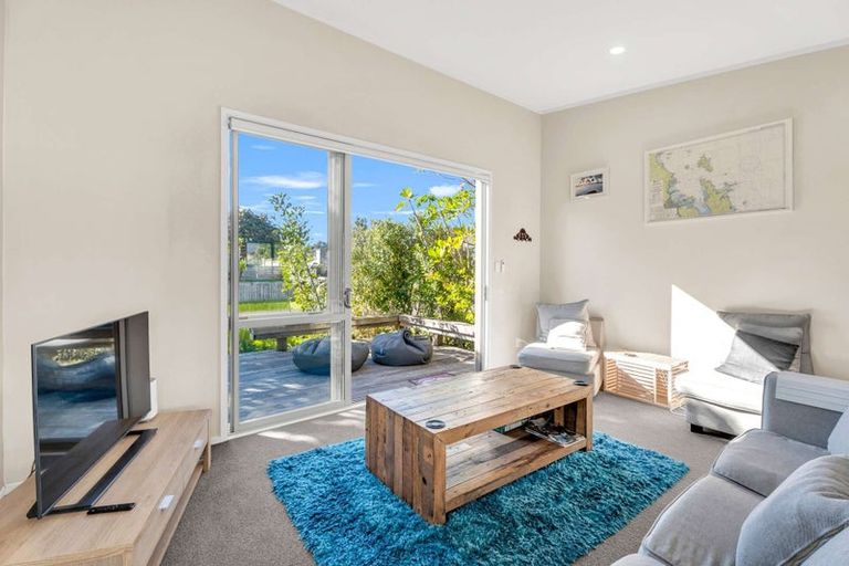 Photo of property in 110 The Fairway, Matarangi, Whitianga, 3592