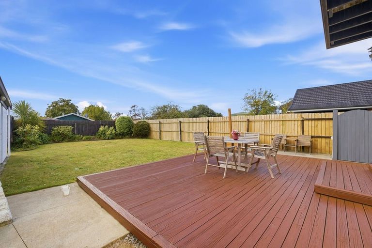 Photo of property in 18 Heathglen Avenue, Parklands, Christchurch, 8083