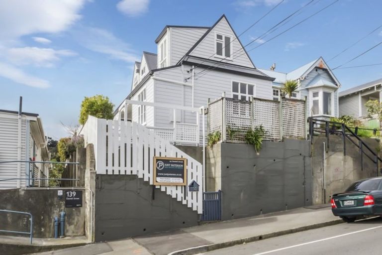 Photo of property in 141 Daniell Street, Newtown, Wellington, 6021