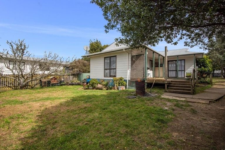 Photo of property in 19 Edge Street, Onerahi, Whangarei, 0110