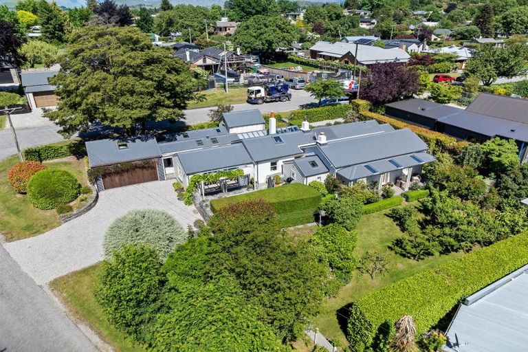 Photo of property in 21 Anglesea Street, Arrowtown, 9302