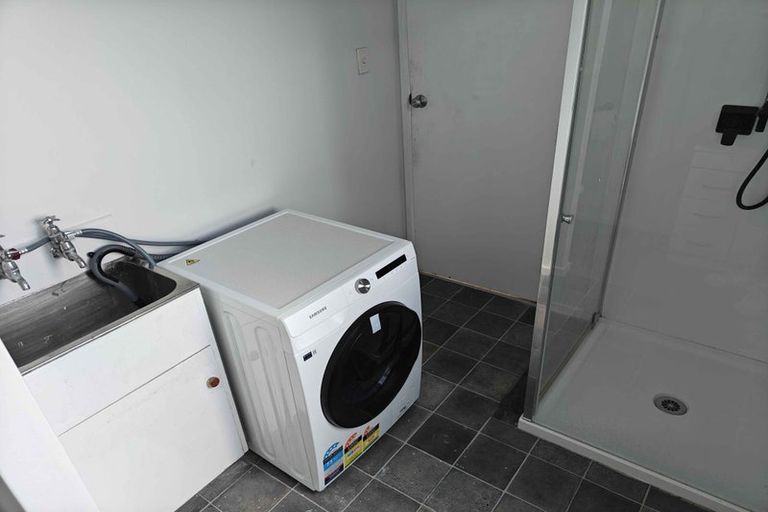 Photo of property in 79 Farnham Street, Mornington, Wellington, 6021