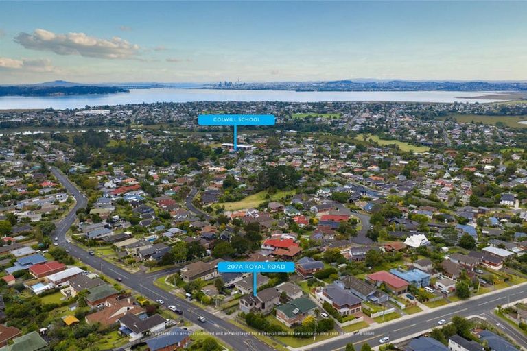 Photo of property in 207 Royal Road, Massey, Auckland, 0614