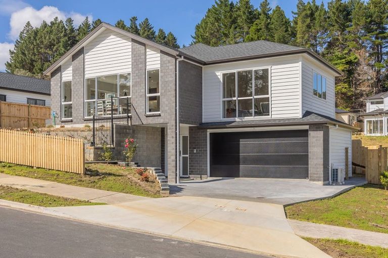 Photo of property in 2 Maraeariki Avenue, Orewa, 0931