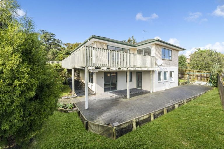 Photo of property in 29 Carling Avenue, Massey, Auckland, 0614