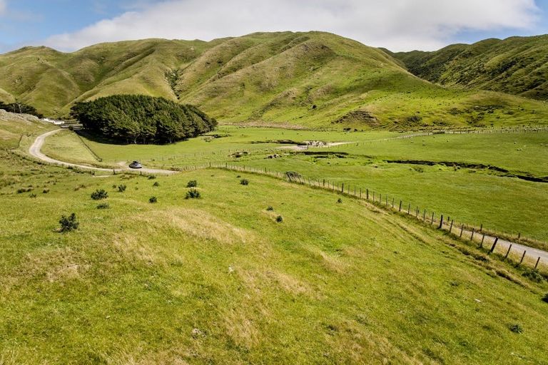 Photo of property in 319 Boom Rock Road, Ohariu, Wellington, 6037