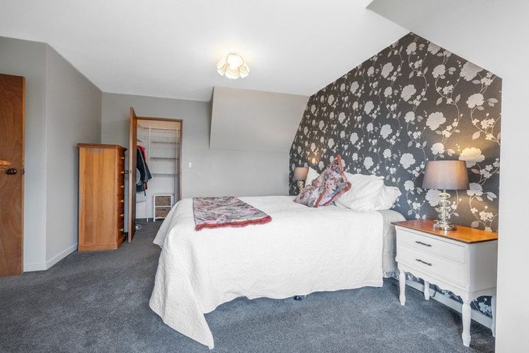 Photo of property in 11 Chokebore Place, Sockburn, Christchurch, 8042