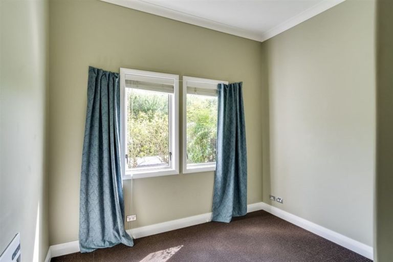 Photo of property in 127 Kent Terrace, Taradale, Napier, 4112