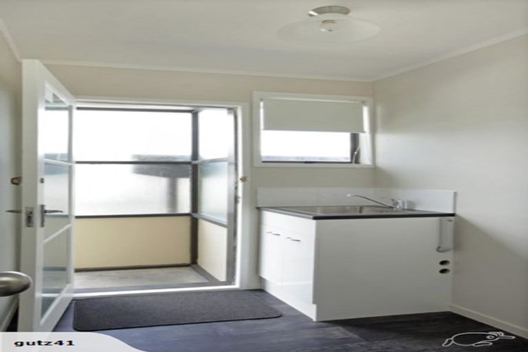 Photo of property in 51 John Walker Drive, Manurewa, Auckland, 2102