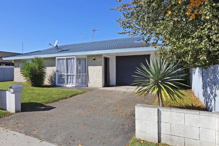 Photo of property in 3/432 Gloucester Street, Taradale, Napier, 4112