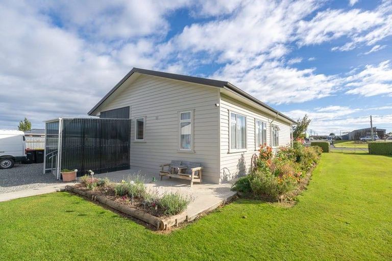 Photo of property in 9 Toronto Street, East Gore, Gore, 9710