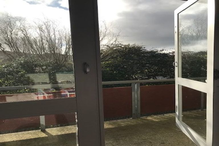 Photo of property in 112u2 Mairangi Road, Wilton, Wellington, 6012