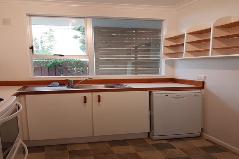 Photo of property in 72u7 Freyberg Street, Lyall Bay, Wellington, 6022