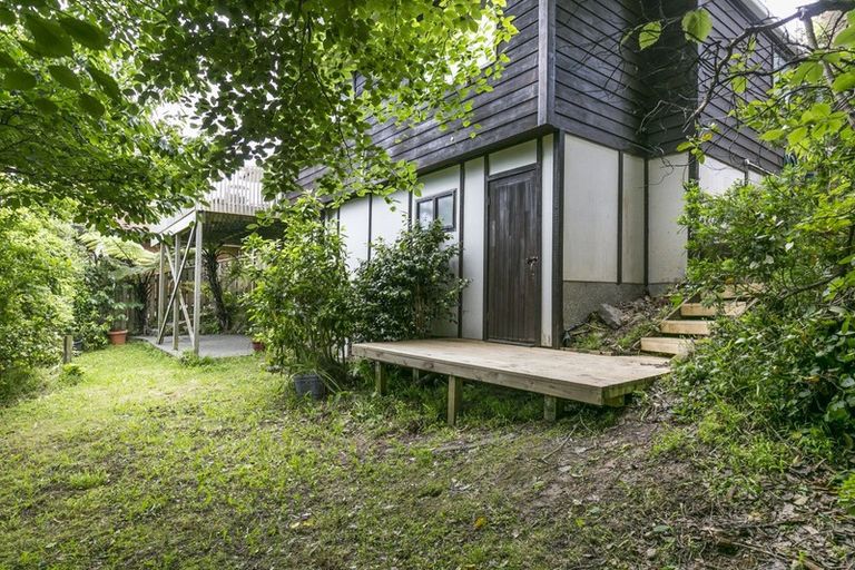 Photo of property in 11 Ellwood Place, Churton Park, Wellington, 6037