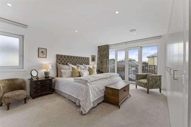 Photo of property in 62a Holly Road, St Albans, Christchurch, 8014