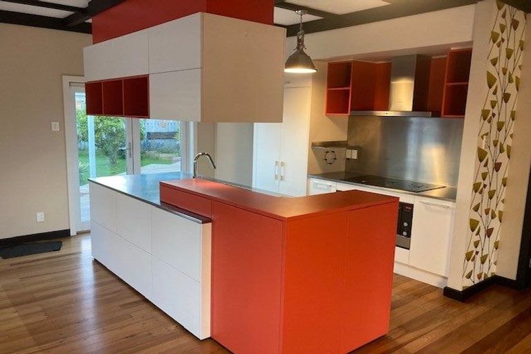 Photo of property in 90 Naylor Street, Hamilton East, Hamilton, 3216