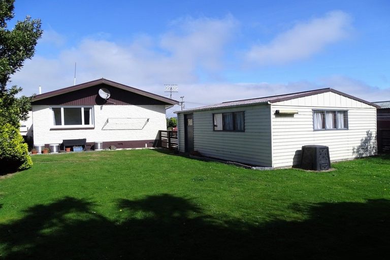 Photo of property in 52 Dipton Street, Kingswell, Invercargill, 9812