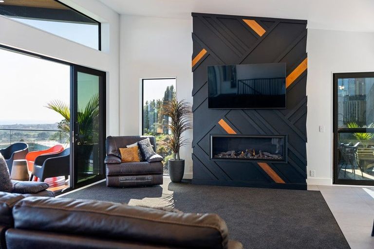 Photo of property in 8 Whio Place, Waikanae, 5036