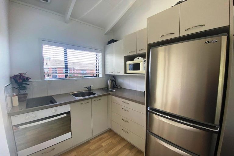 Photo of property in 3 Bellbird Place, Orewa, 0931