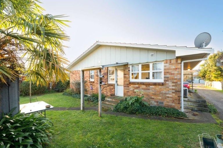 Photo of property in 43c Hamilton Road, Cambridge, 3434