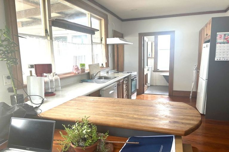 Photo of property in 135 Dixon Street, Masterton, 5810