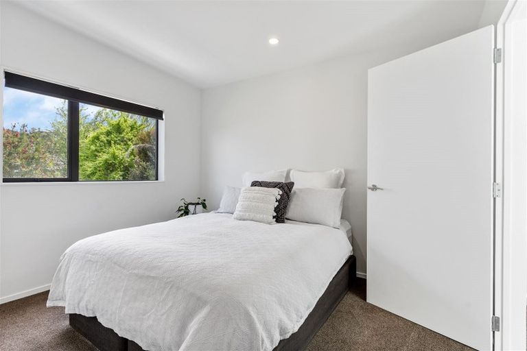 Photo of property in 21d Chippendale Crescent, Birkdale, Auckland, 0626