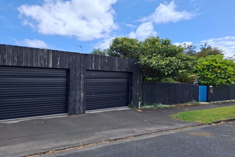 Photo of property in 69 Tarahua Road, Welbourn, New Plymouth, 4310