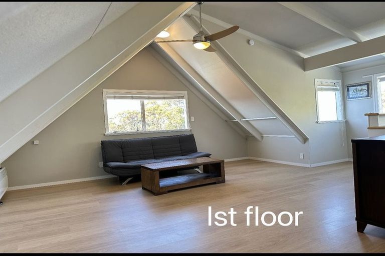 Photo of property in 25 Hobson Road, Lucas Heights, Auckland, 0632