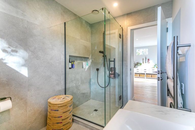Photo of property in 163 Ocean Beach Road, Tairua, 3508