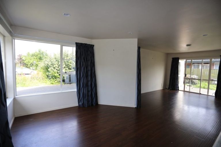 Photo of property in 1/52 Matipo Street, Riccarton, Christchurch, 8041