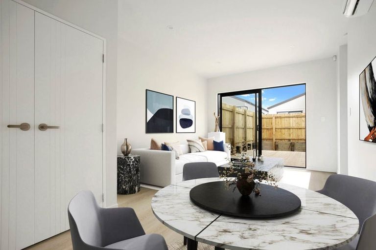 Photo of property in 57 Horokaka Street, Massey, Auckland, 0614