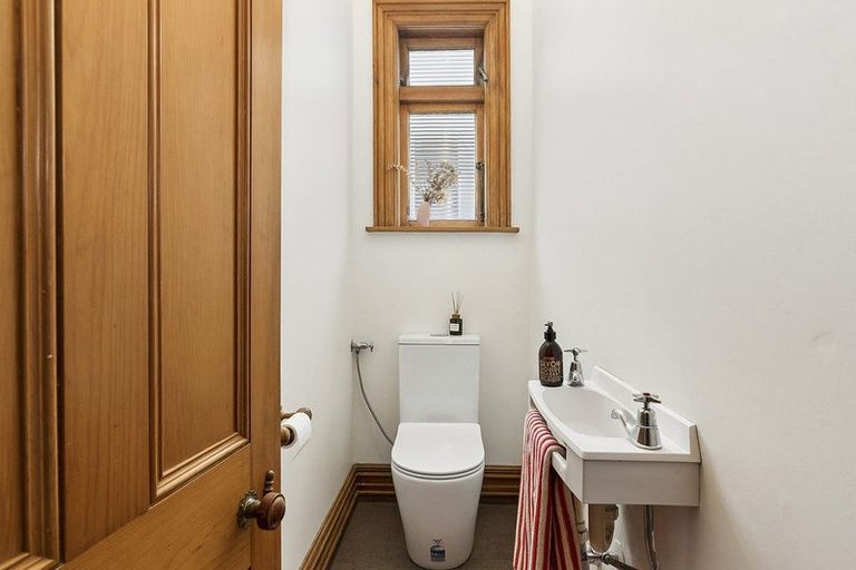 Photo of property in 11 Hinau Road, Hataitai, Wellington, 6021