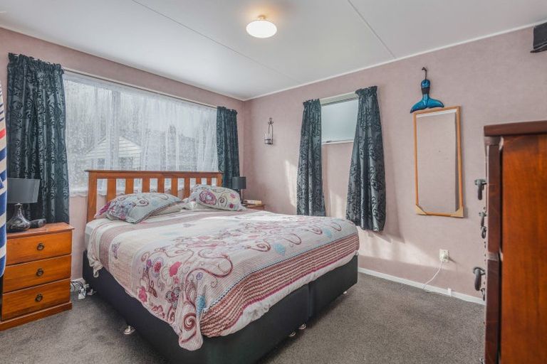 Photo of property in 9 Totara Place, Pahiatua, 4910
